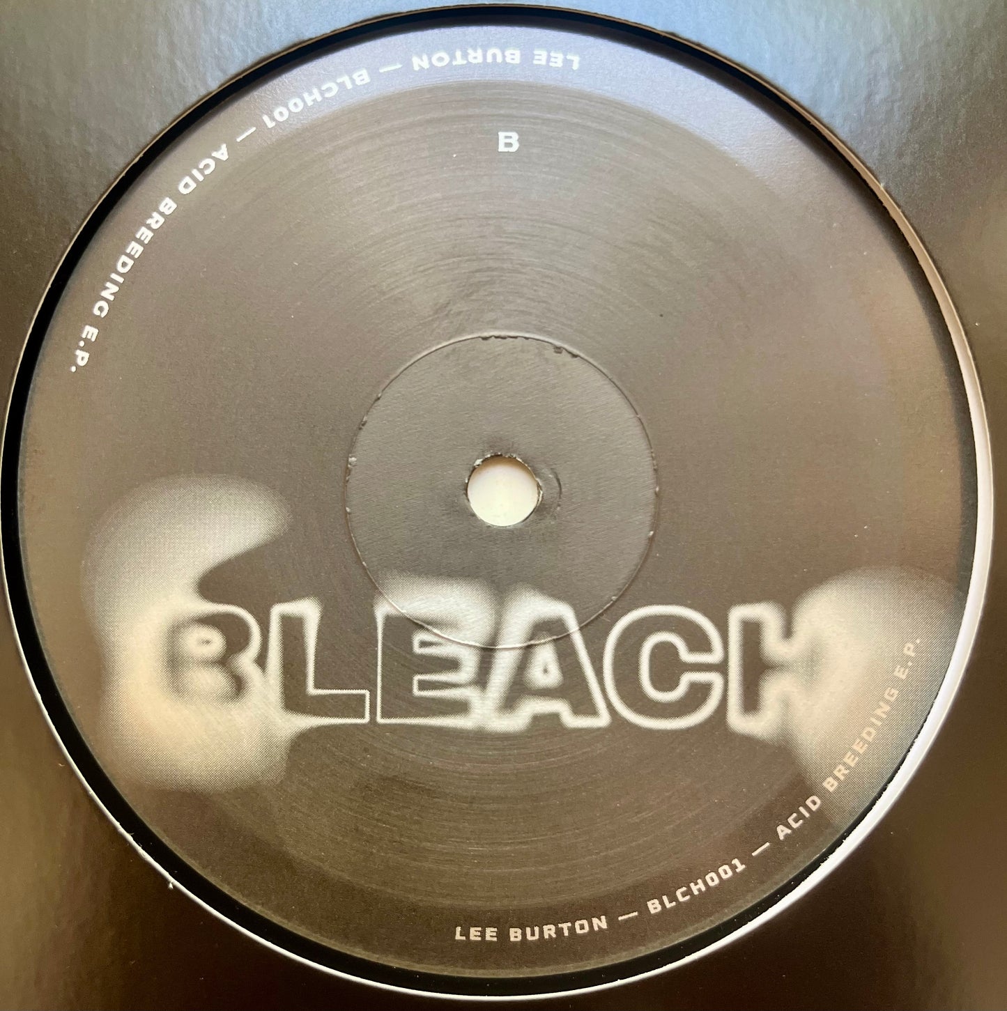 Lee Burton – Acid Breeding